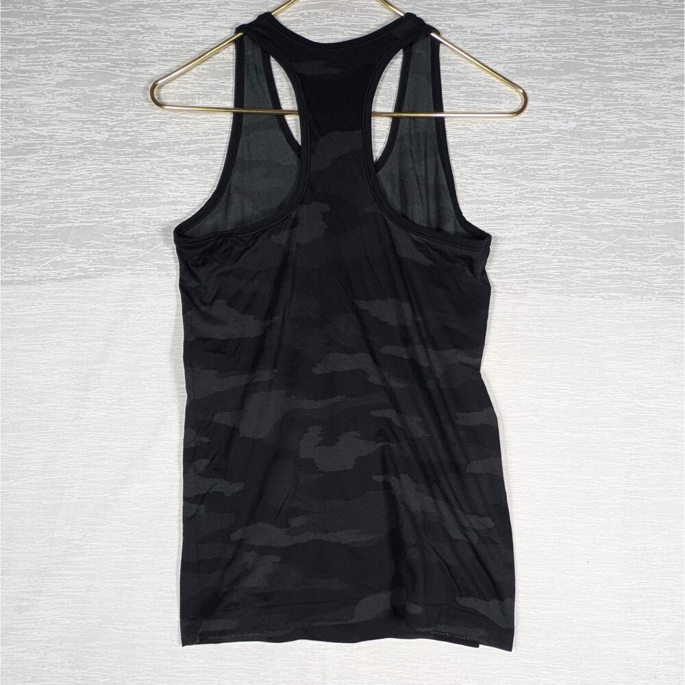 Athleta Womens Tank Top Womens Medium Black Camouflage Performance Tank Top - Picture 4 of 6